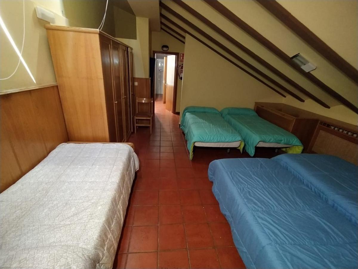 Albergue De Nuestra Senora Carrasquedo Granon ภายนอก รูปภาพ